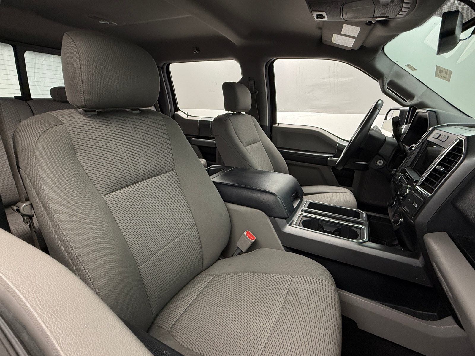 Thumbnail: 2016 Ford Econoline - 2