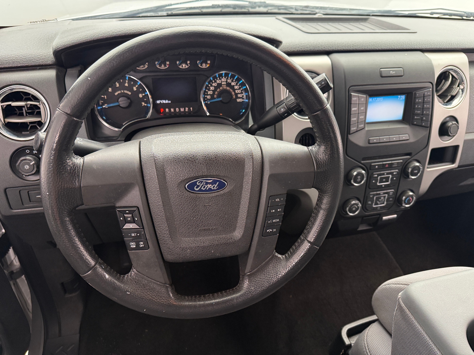 Thumbnail: 2013 Ford Econoline - 5