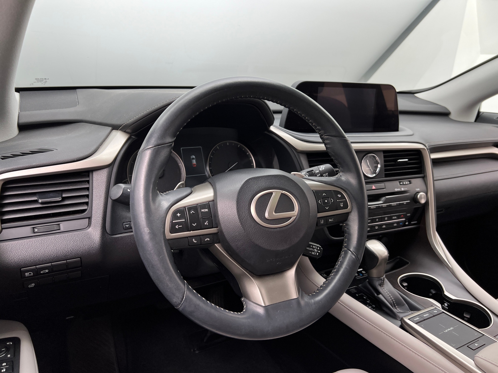 Thumbnail: 2021 Lexus RX - 4