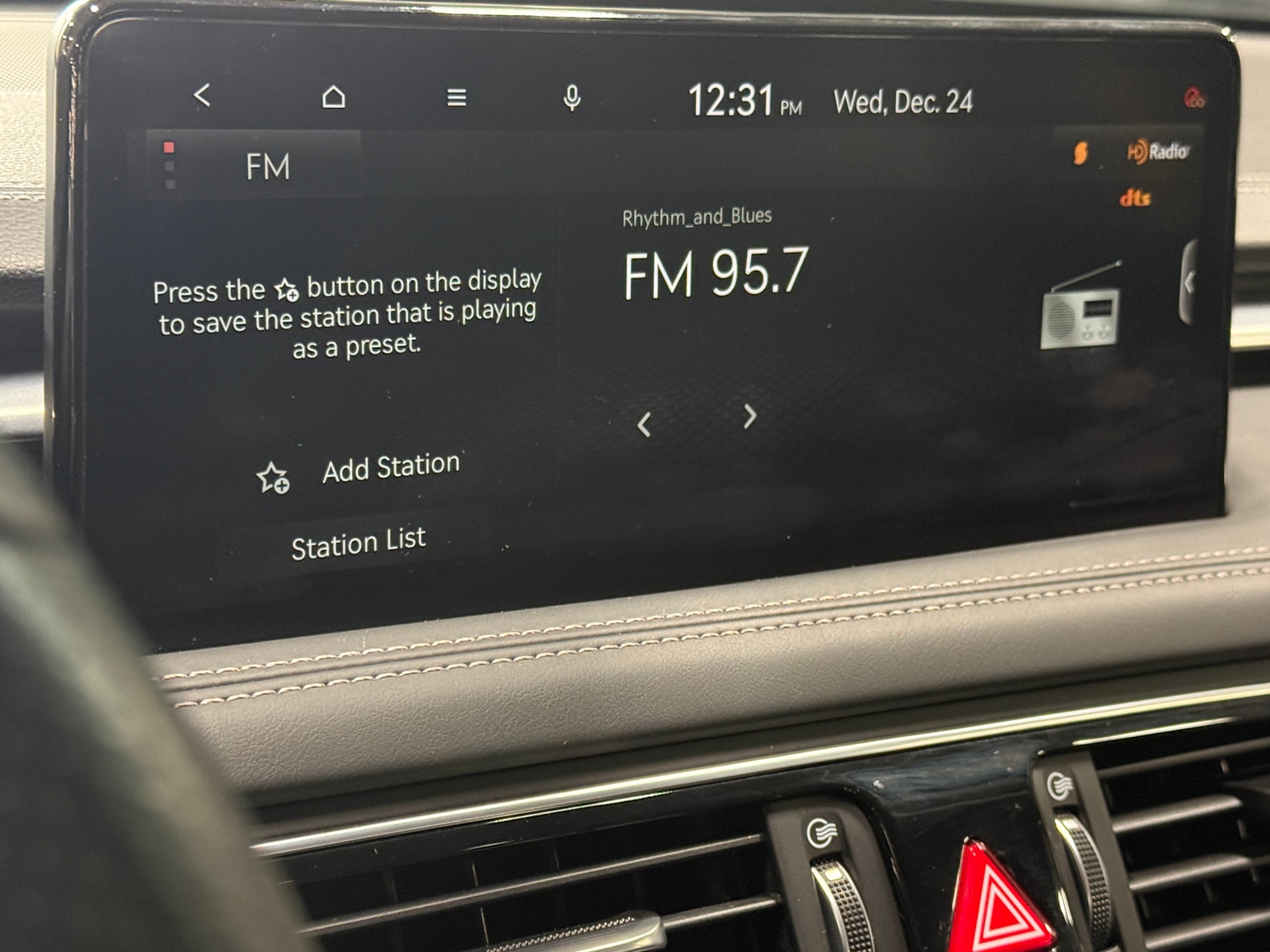 Thumbnail: 2023 Genesis G70 - 3