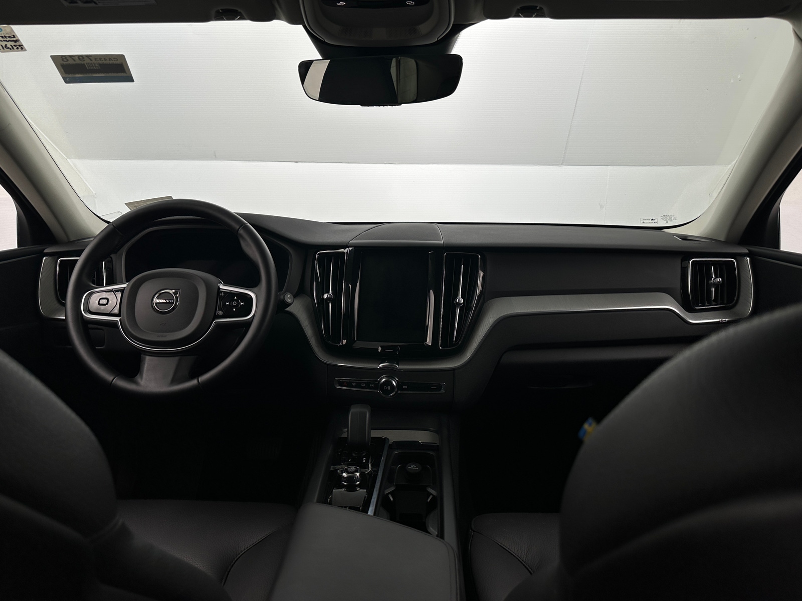 Thumbnail: 2025 Volvo XC60 - 2