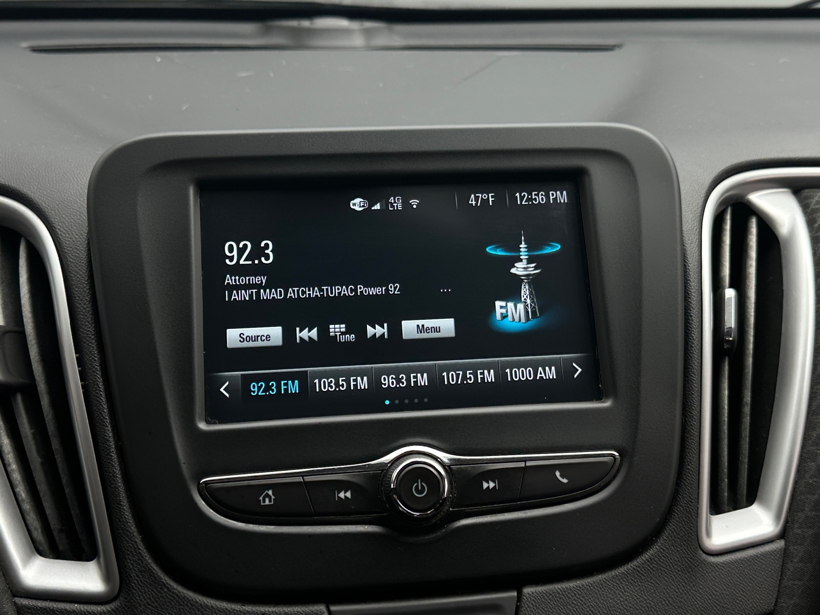 Thumbnail: 2018 Chevrolet Malibu - 4