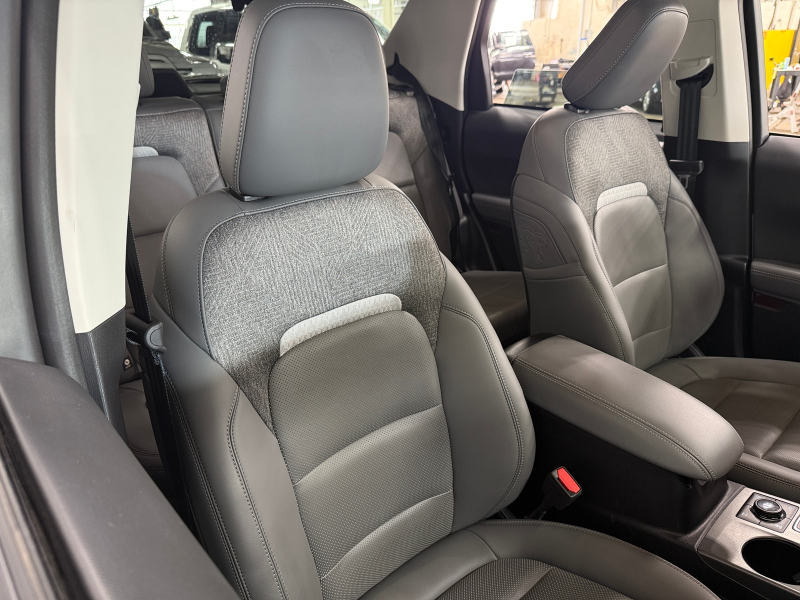 Thumbnail: 2025 Ford Bronco Sport - 2