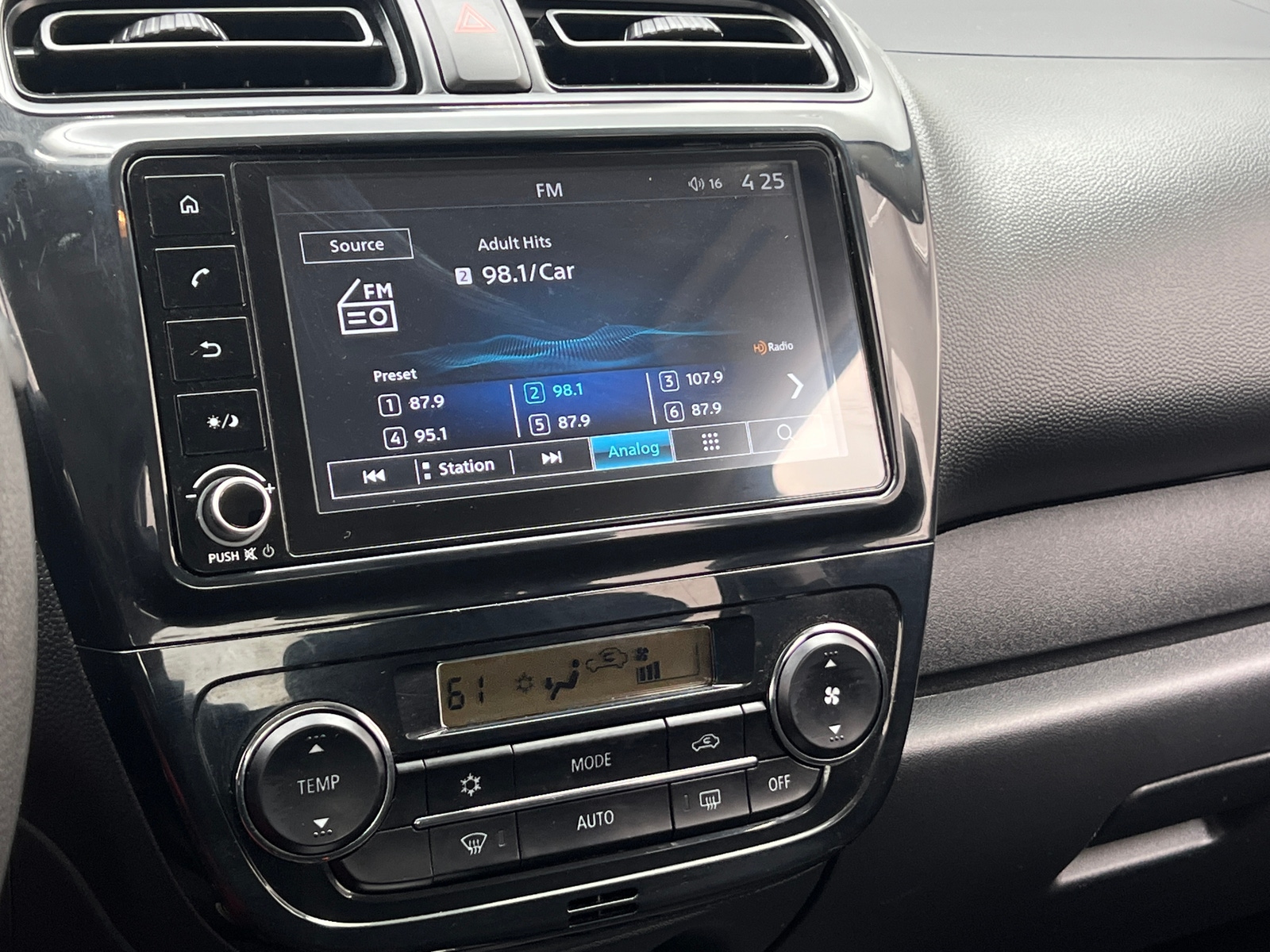 Thumbnail: 2024 Mitsubishi Mirage G4 - 4