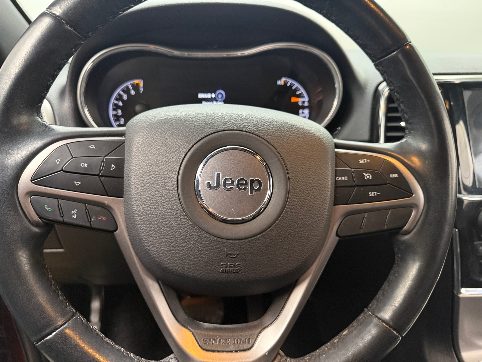 Thumbnail: 2021 Jeep Grand Cherokee - 4