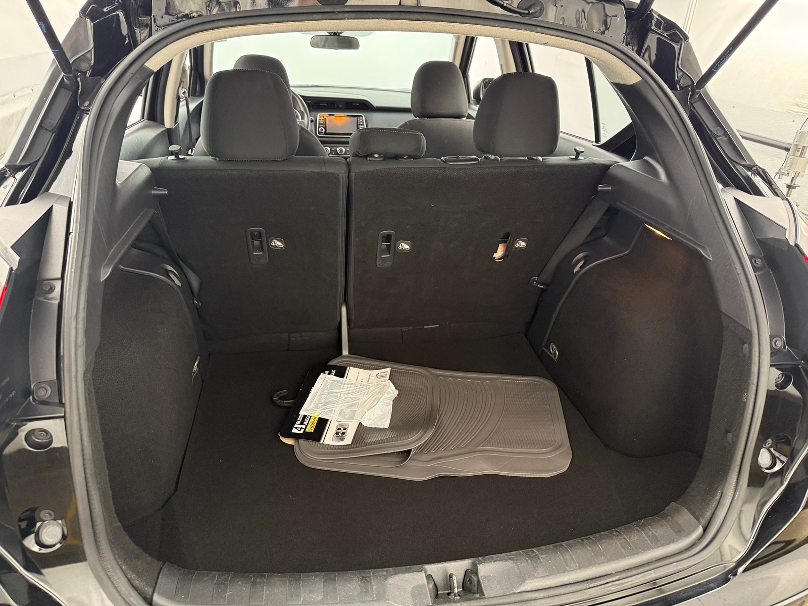 Thumbnail: 2021 Nissan Kicks - 7