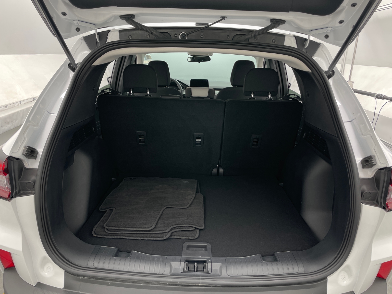 Thumbnail: 2025 Ford Escape - 7