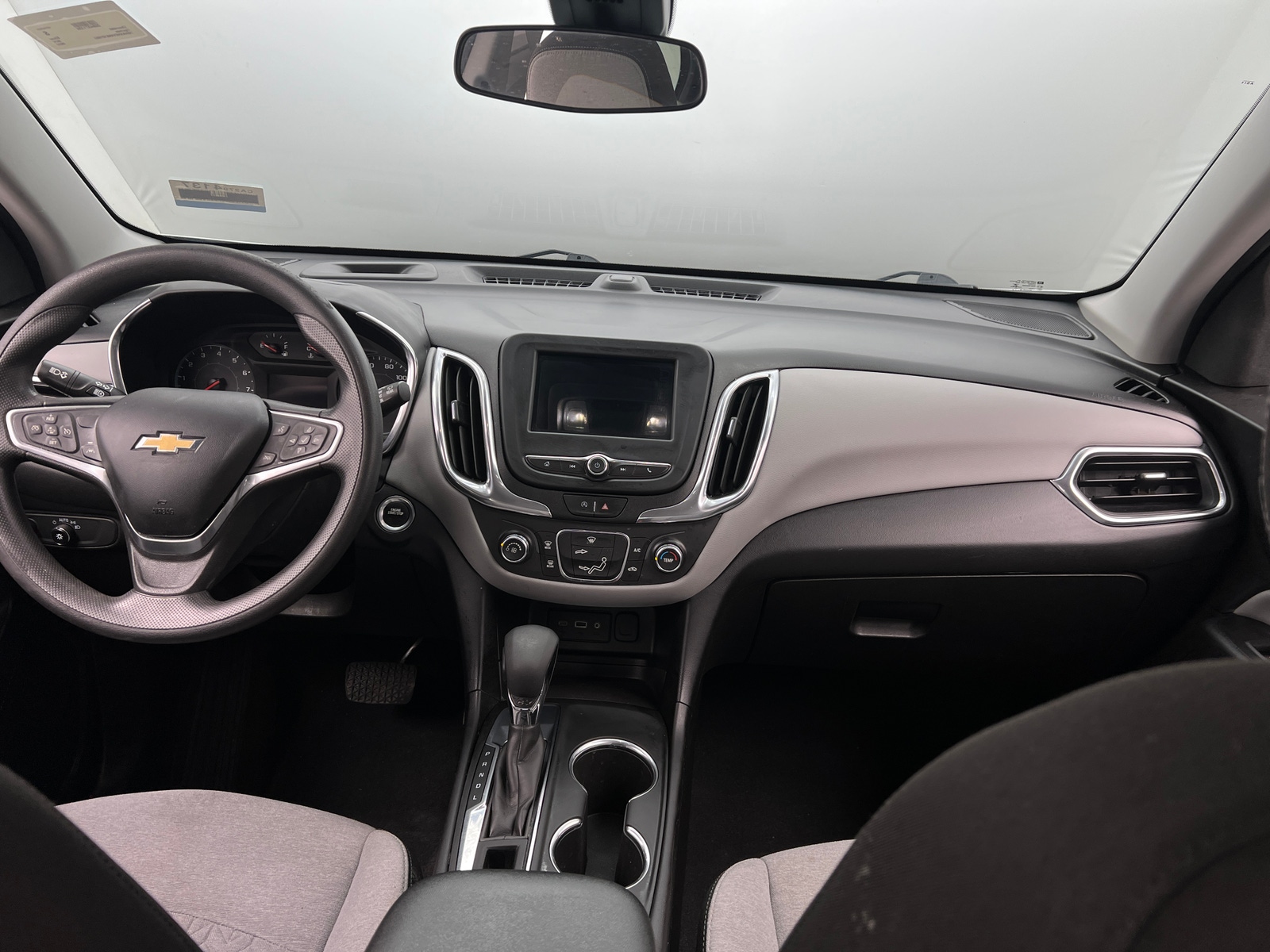 Thumbnail: 2022 Chevrolet Equinox - 3