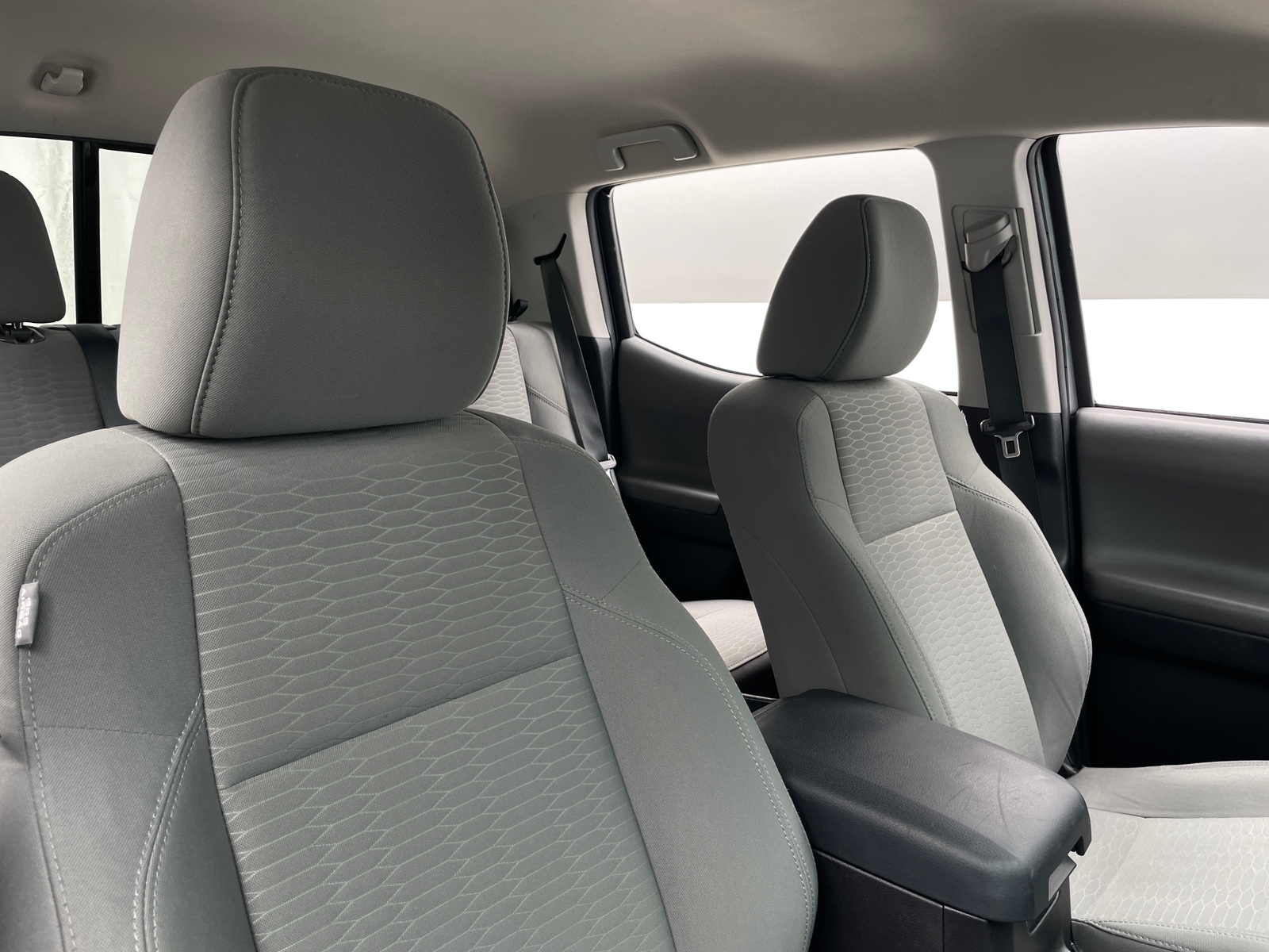 Thumbnail: 2016 Toyota Tacoma - 2