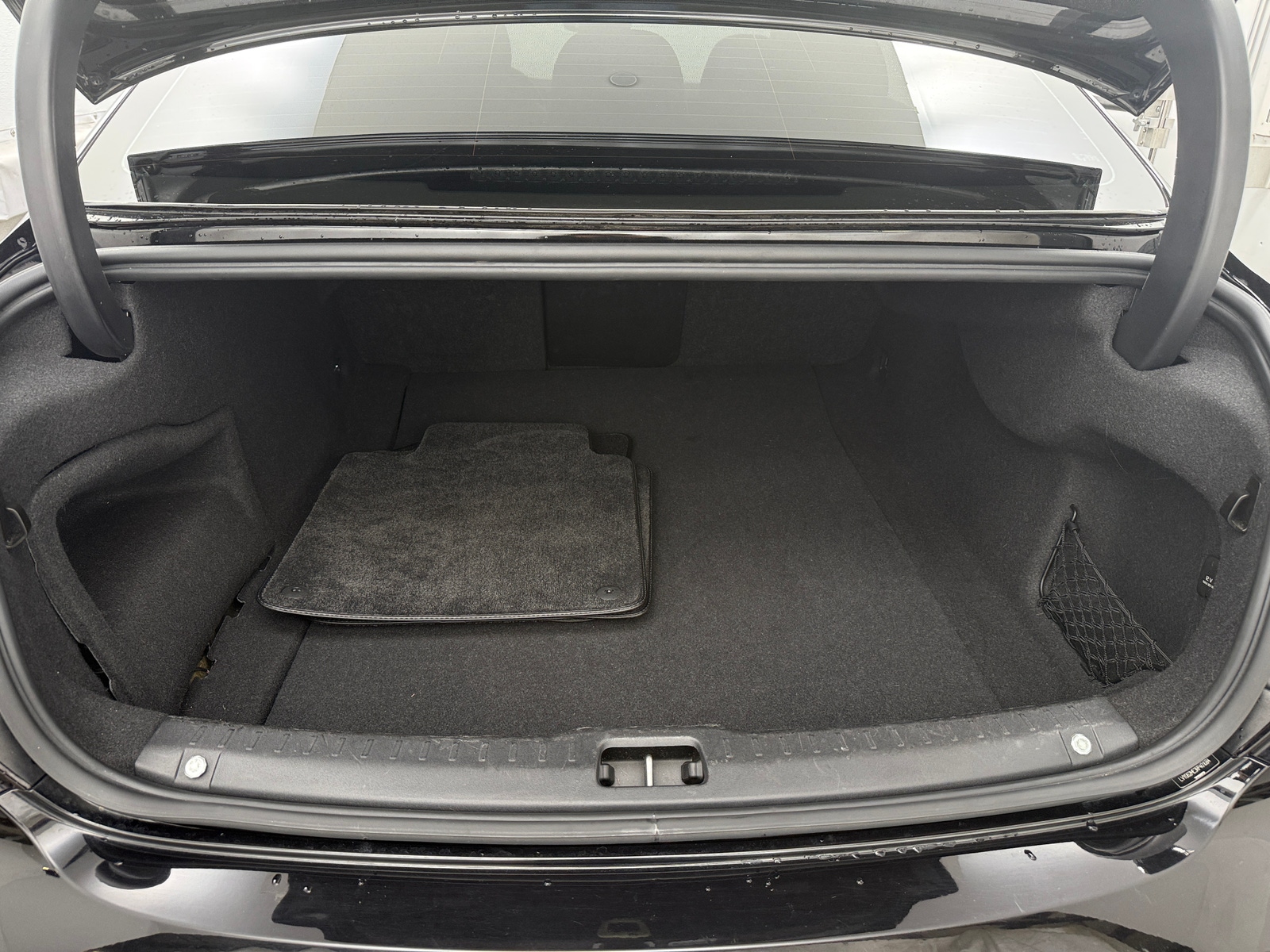 Thumbnail: 2024 Volvo S90 - 6