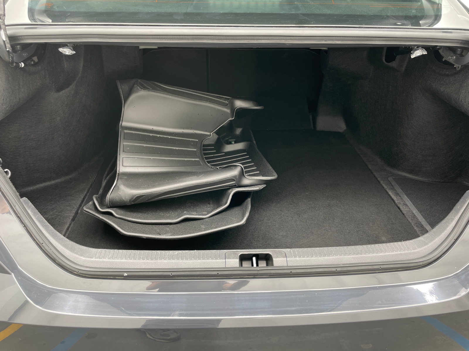 Thumbnail: 2025 Toyota Camry - 7