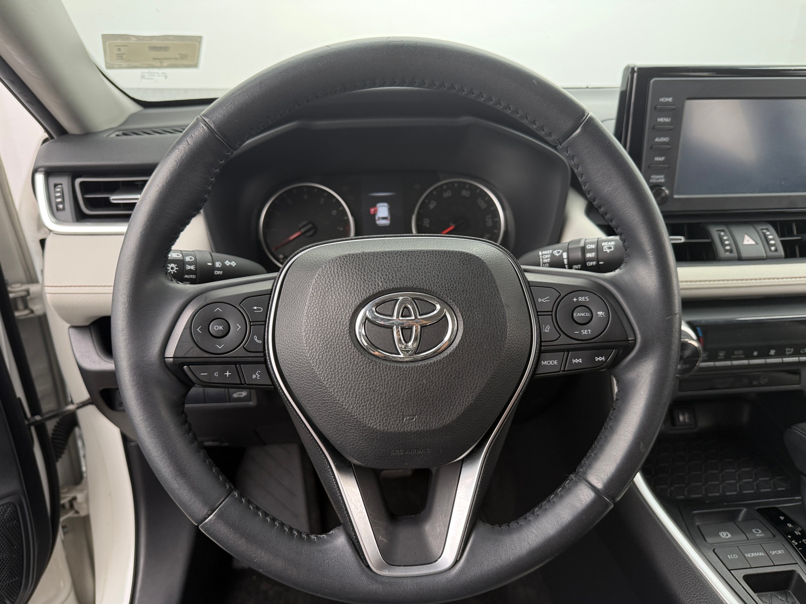 Thumbnail: 2019 Toyota RAV4 - 4