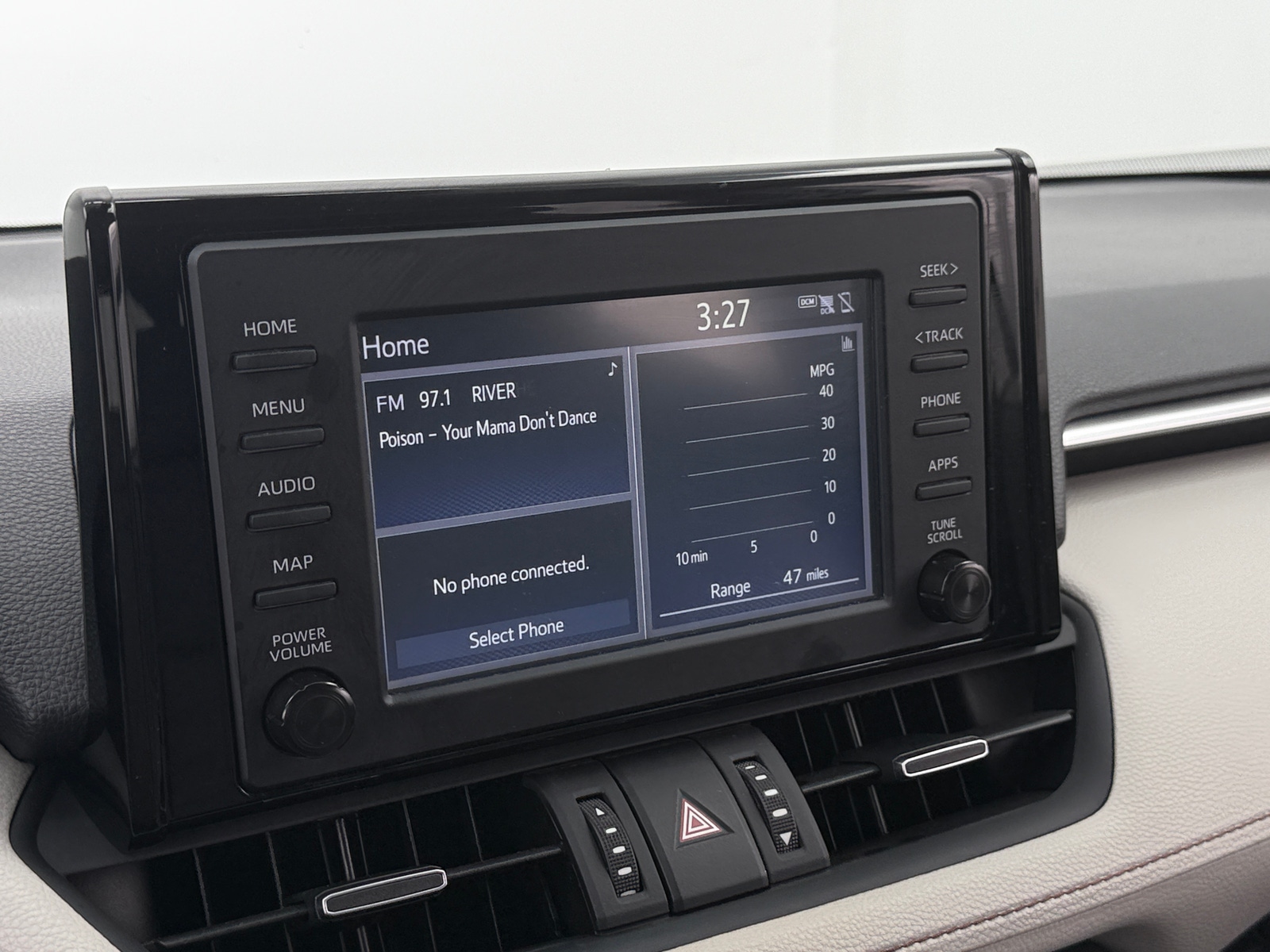 Thumbnail: 2019 Toyota RAV4 - 3