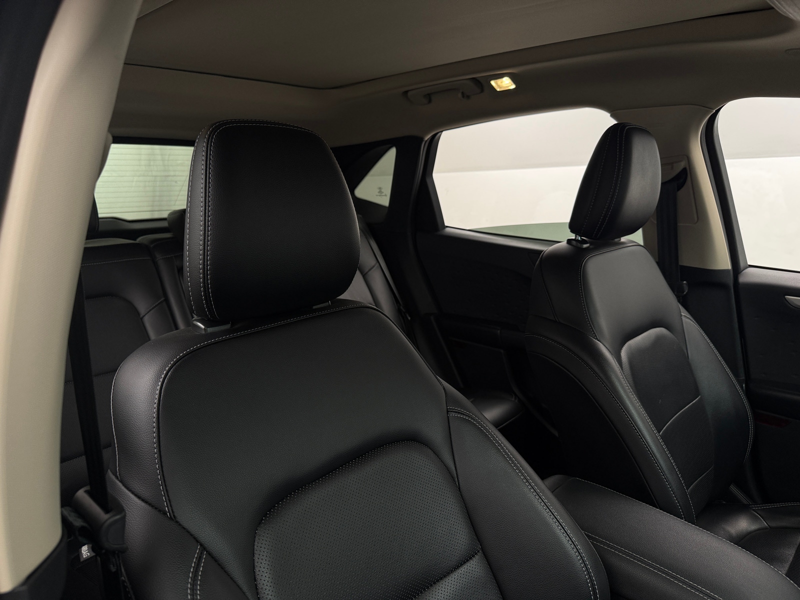 Thumbnail: 2020 Ford Escape - 2