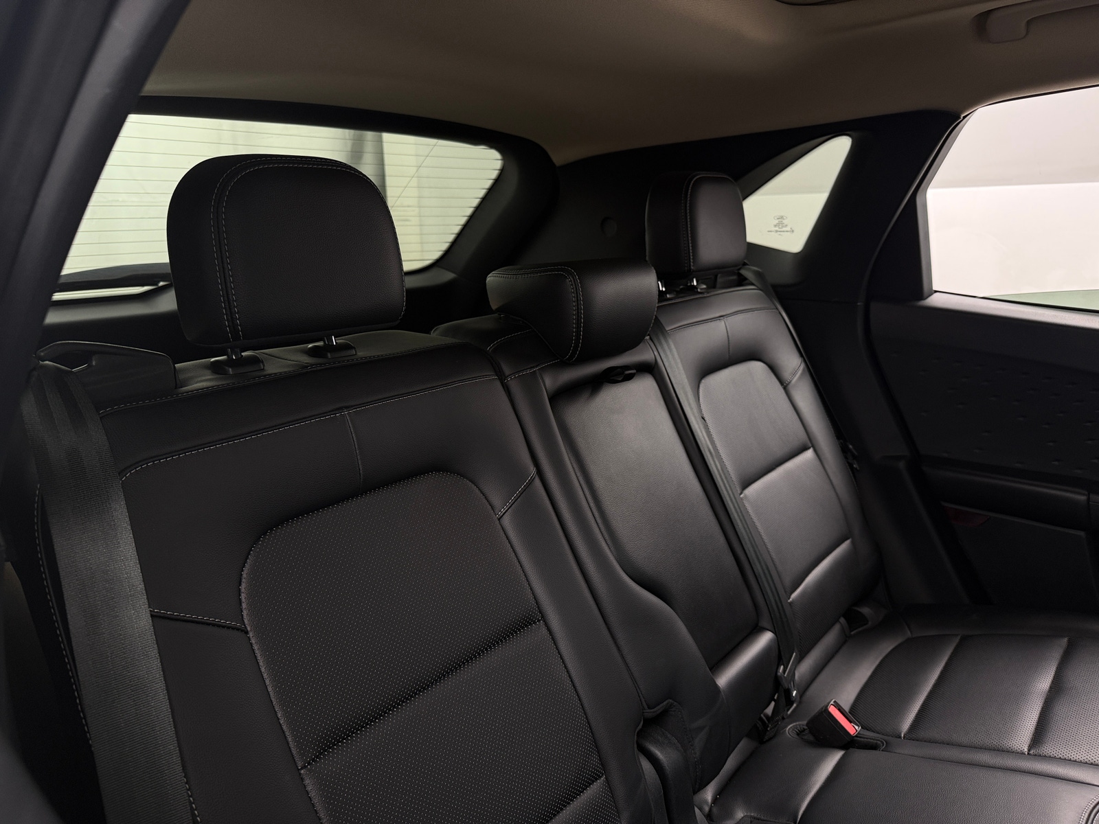 Thumbnail: 2020 Ford Escape - 6