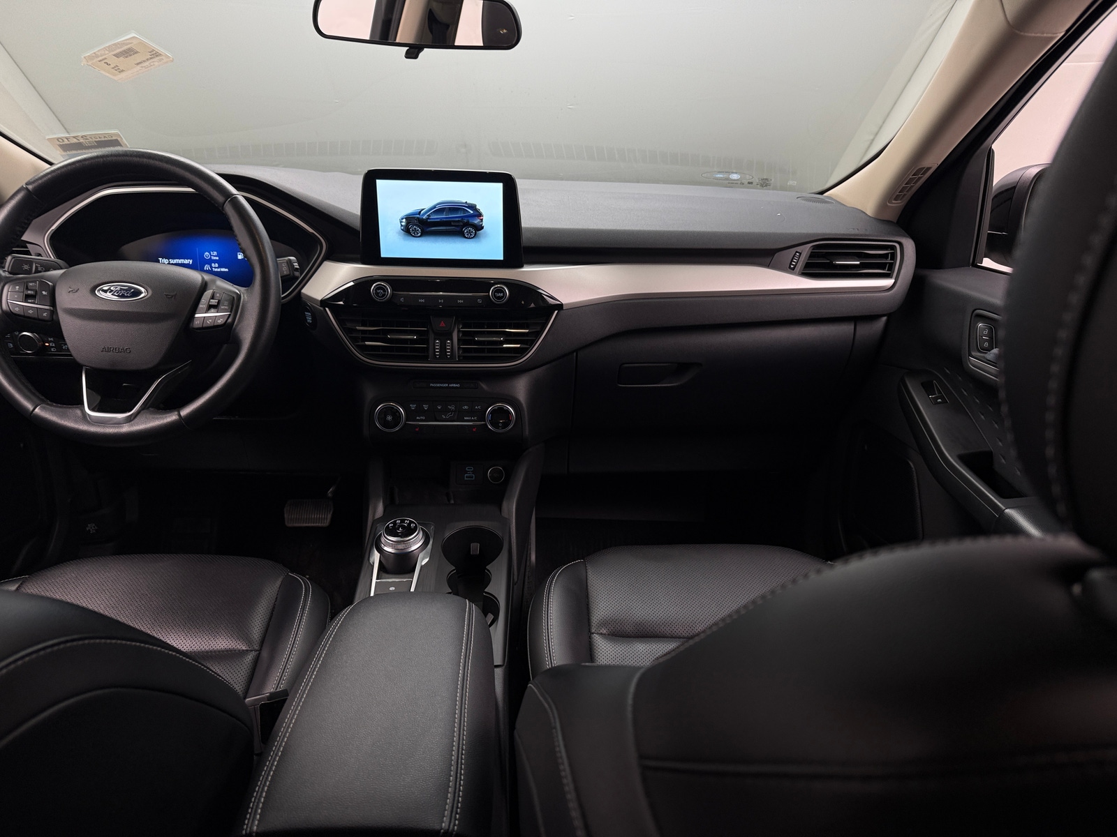 Thumbnail: 2020 Ford Escape - 3