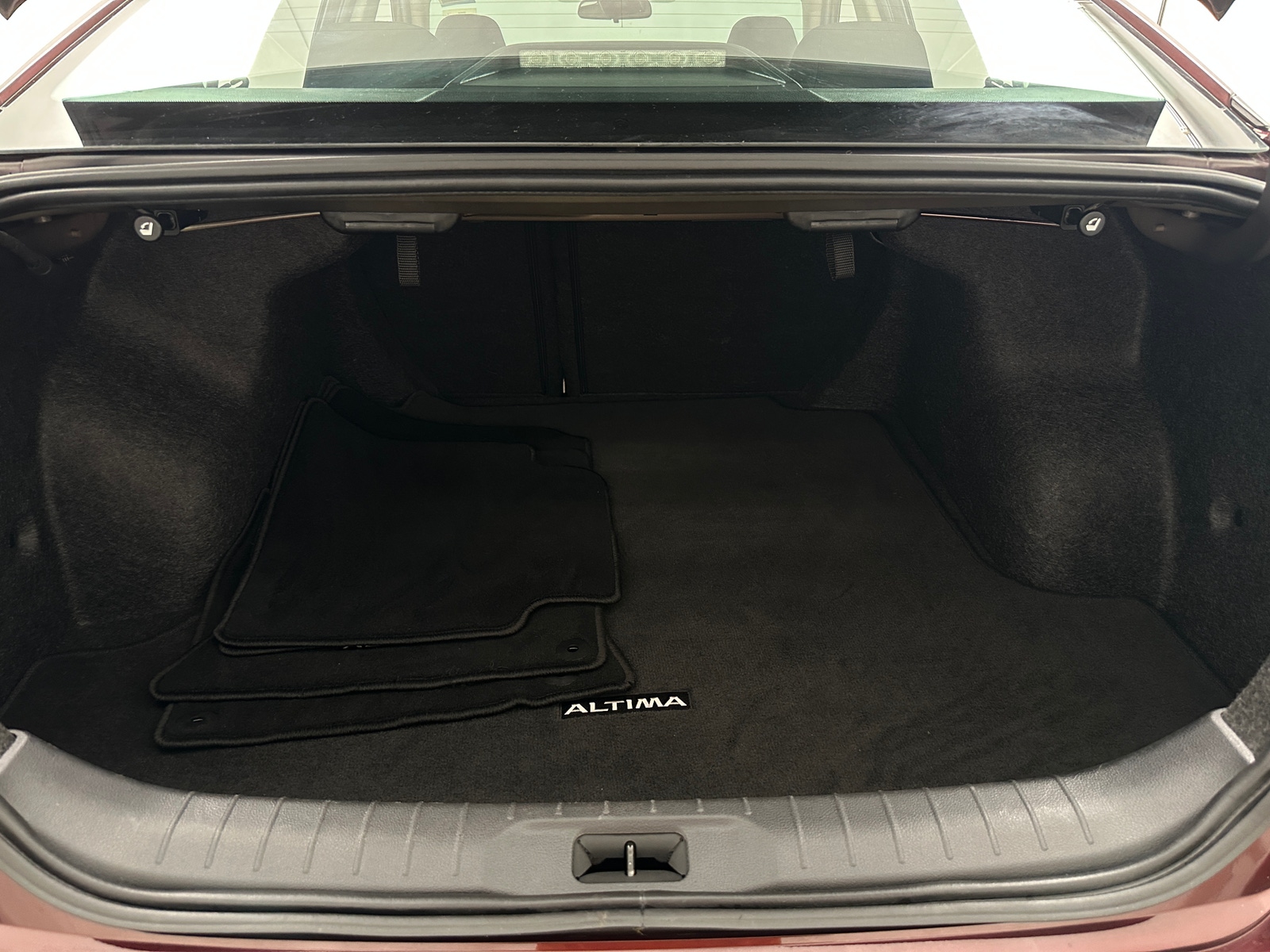 Thumbnail: 2025 Nissan Altima - 7