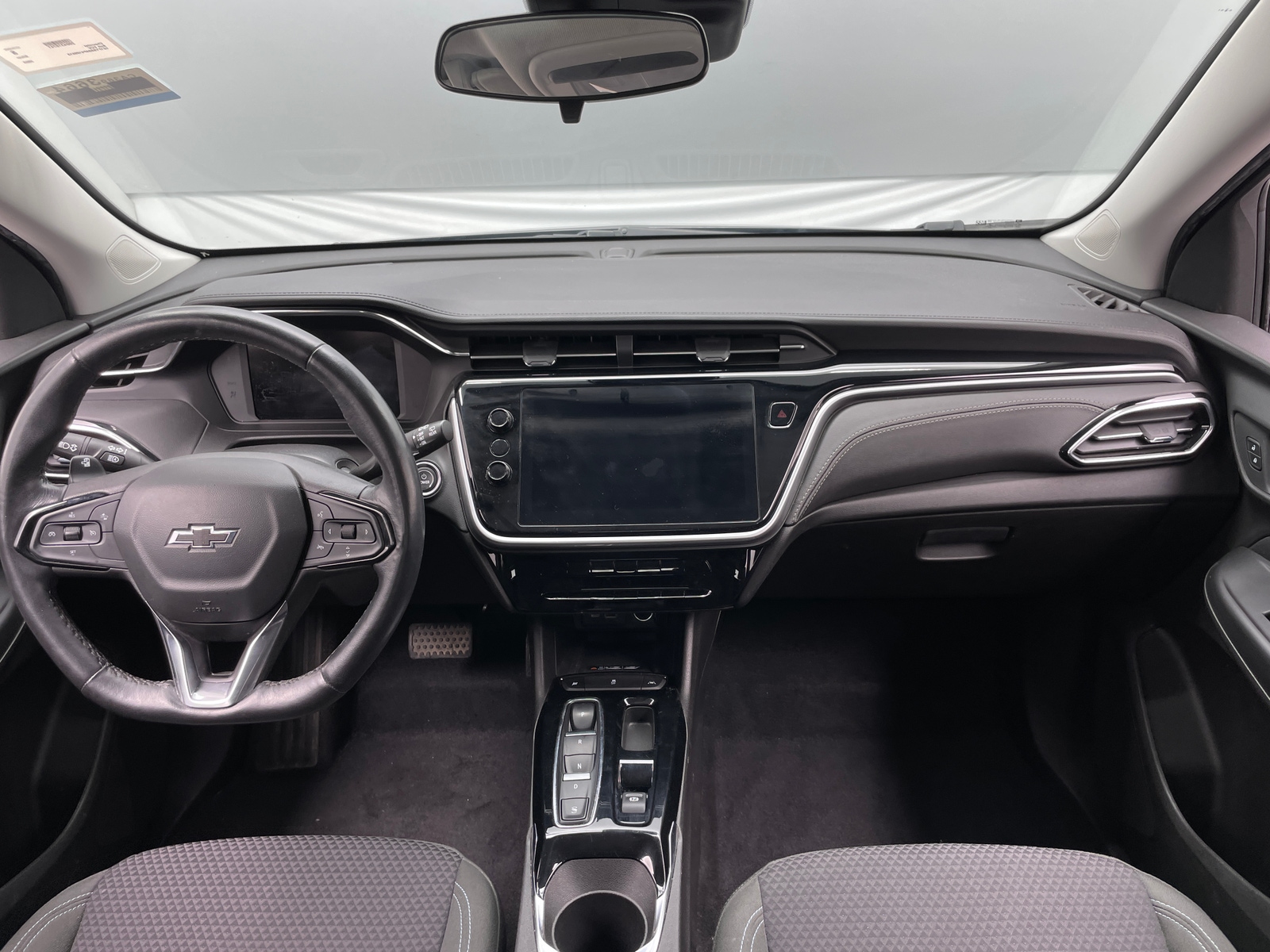 Thumbnail: 2023 Chevrolet Bolt EUV - 3