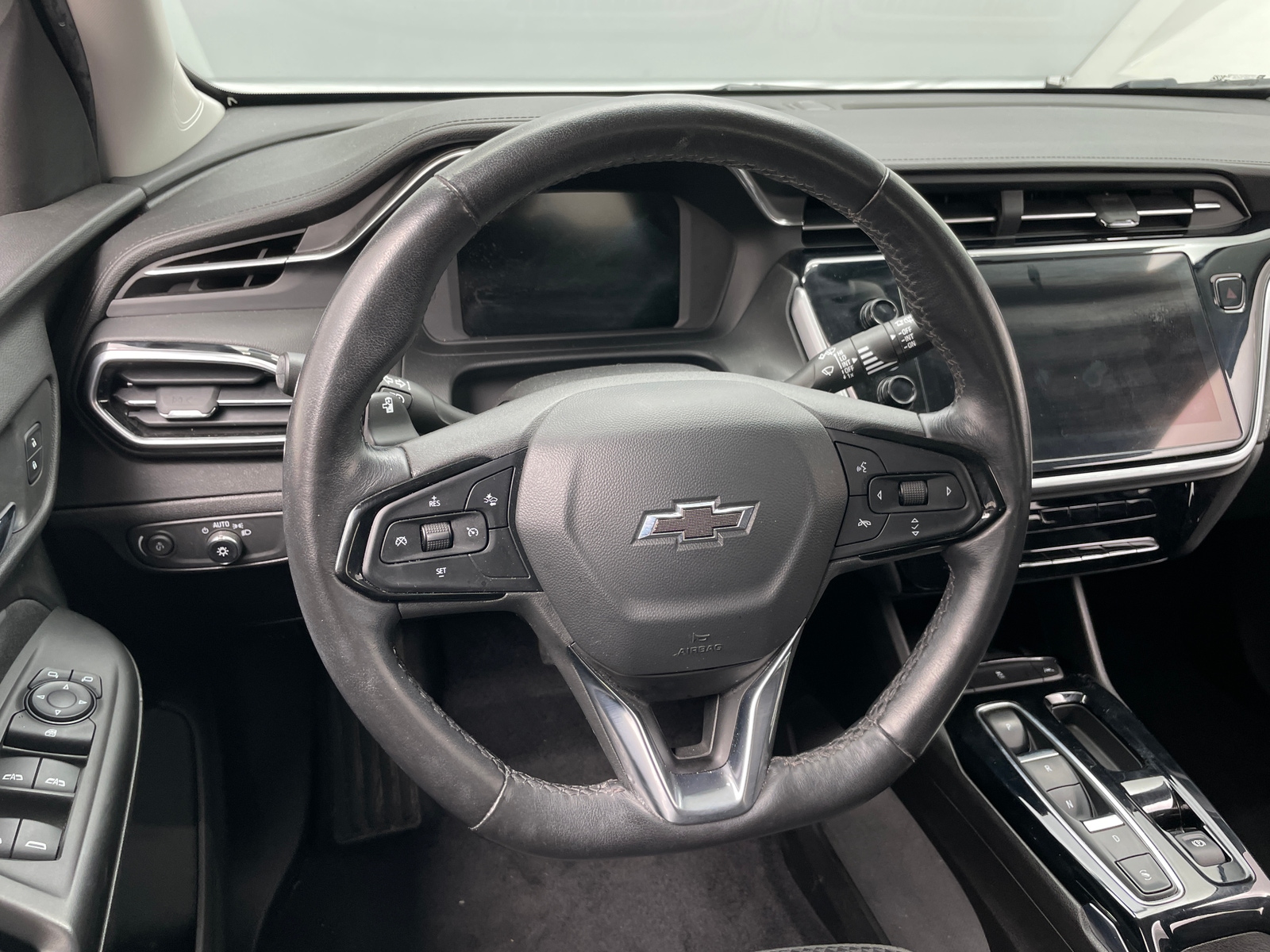 Thumbnail: 2023 Chevrolet Bolt EUV - 5