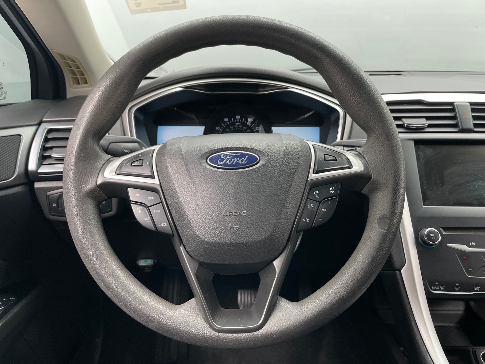 Thumbnail: 2013 Ford Fusion - 5