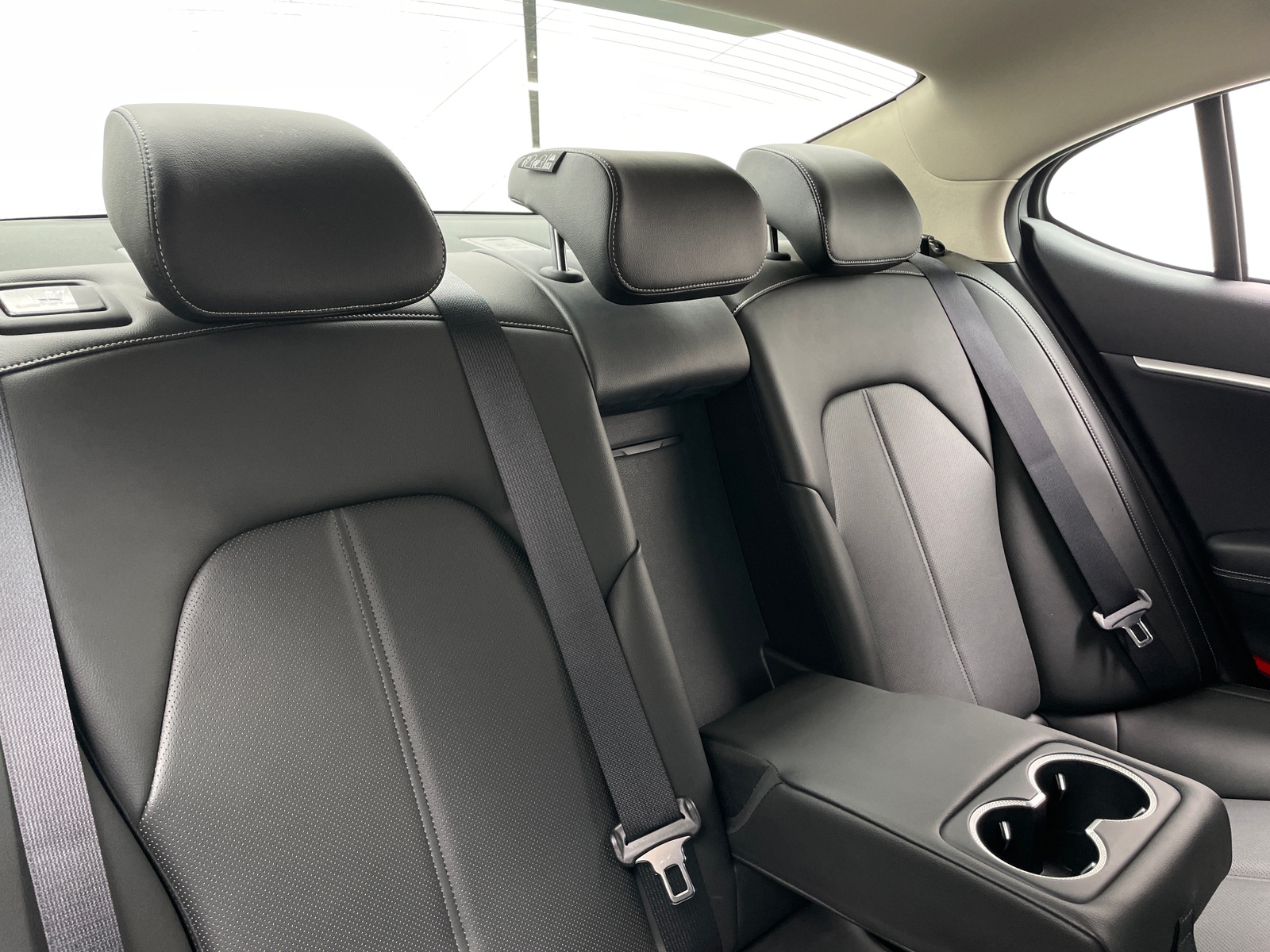 Thumbnail: 2025 Genesis G70 - 5