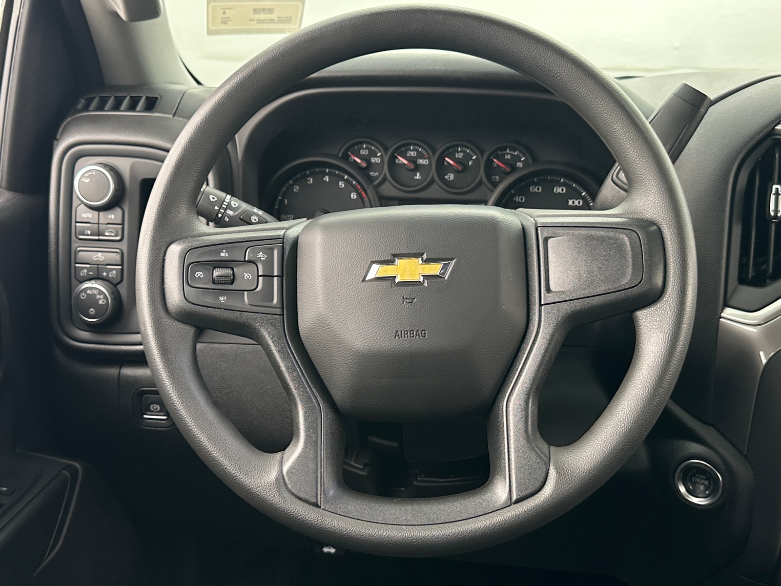 Thumbnail: 2025 Chevrolet Silverado 1500 - 5
