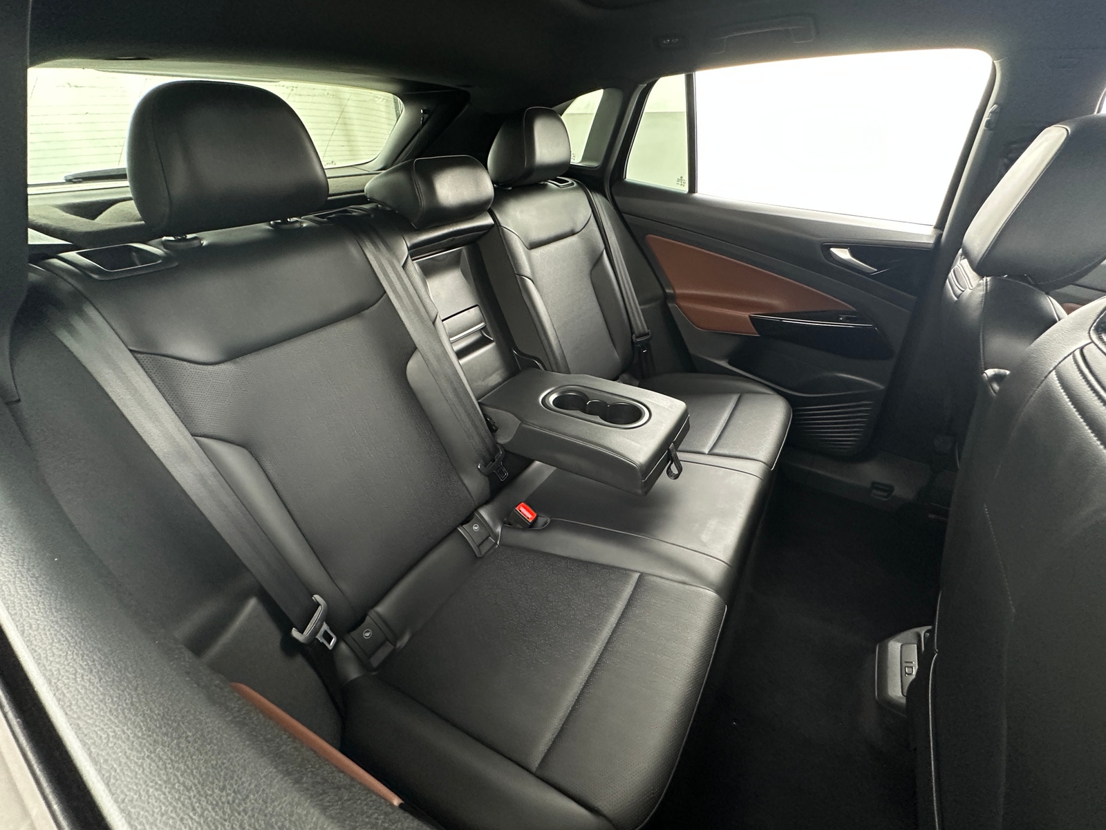 Thumbnail: 2021 Volkswagen ID.4 - 5