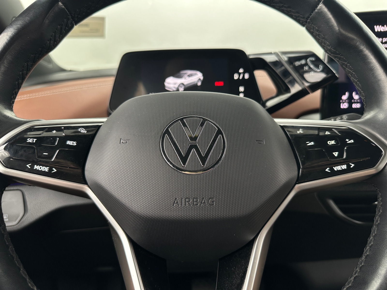 Thumbnail: 2021 Volkswagen ID.4 - 4