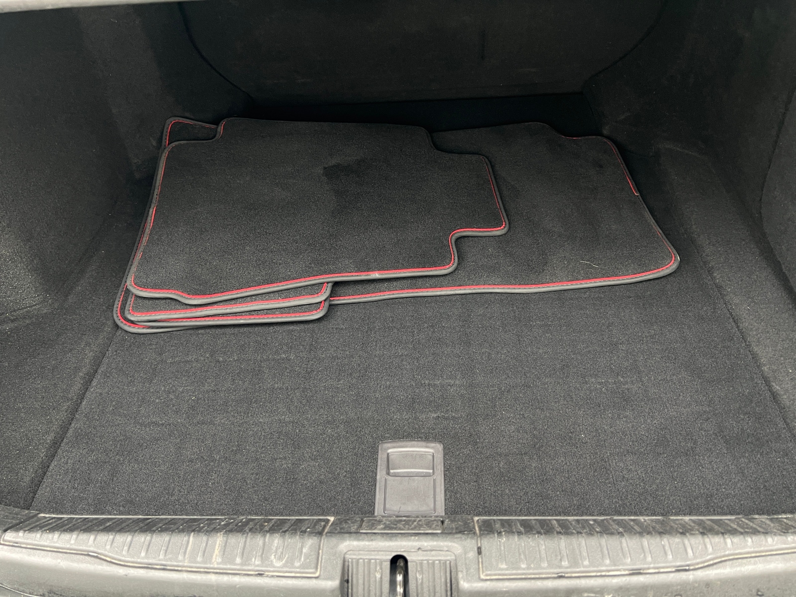 Thumbnail: 2017 Alfa Romeo Giulia - 6