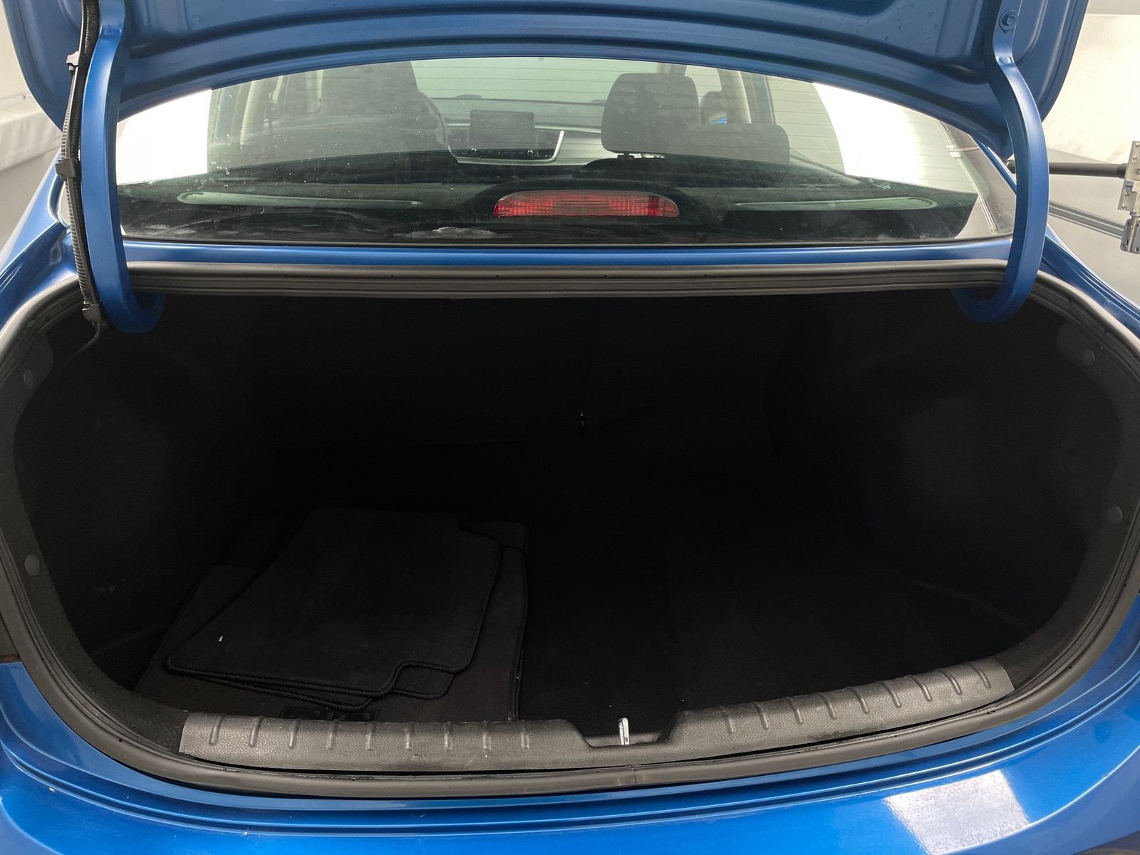 Thumbnail: 2022 Kia Rio - 7