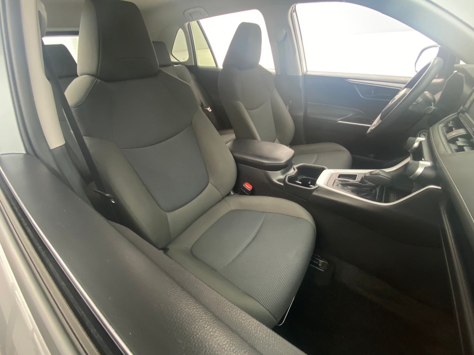 Thumbnail: 2022 Toyota RAV4 - 2