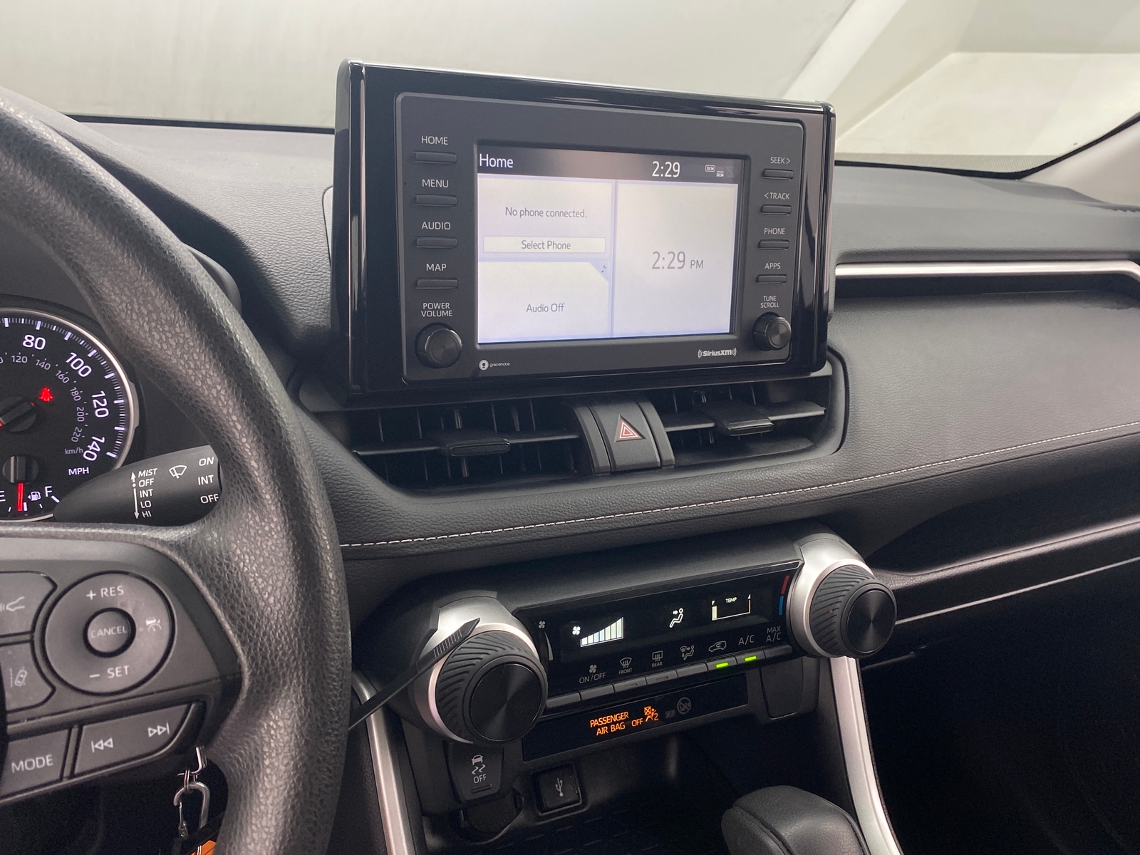 Thumbnail: 2022 Toyota RAV4 - 4