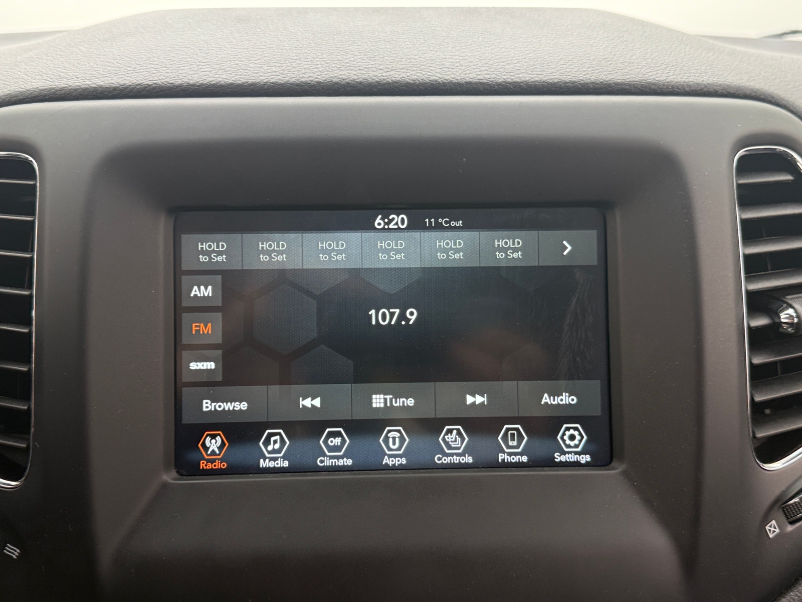 Thumbnail: 2020 Jeep Compass - 4