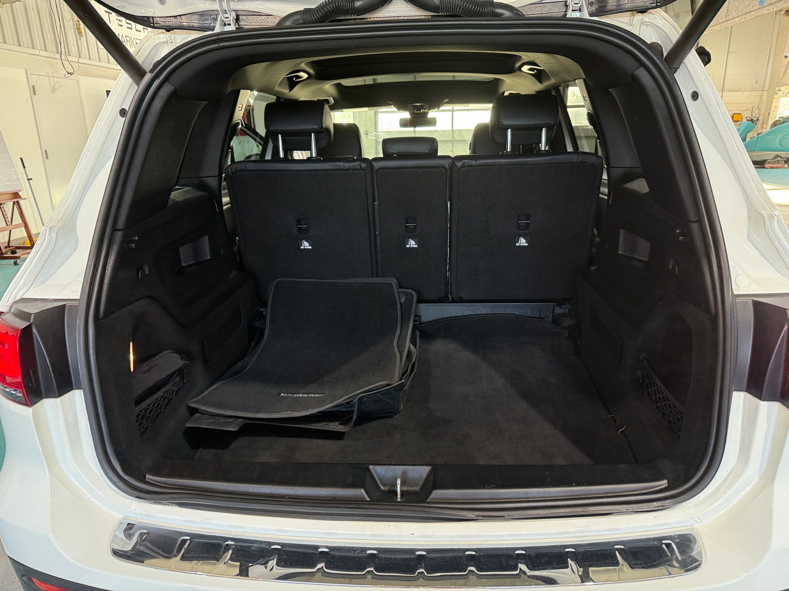 Thumbnail: 2020 Mercedes-Benz GLB - 6