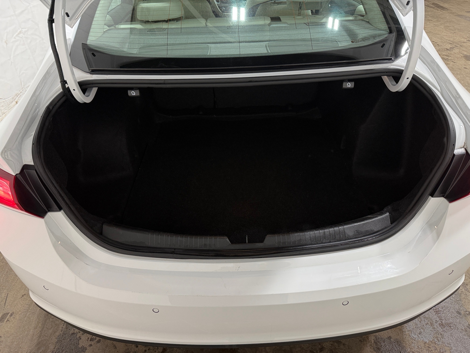 Thumbnail: 2024 Chevrolet Malibu - 6