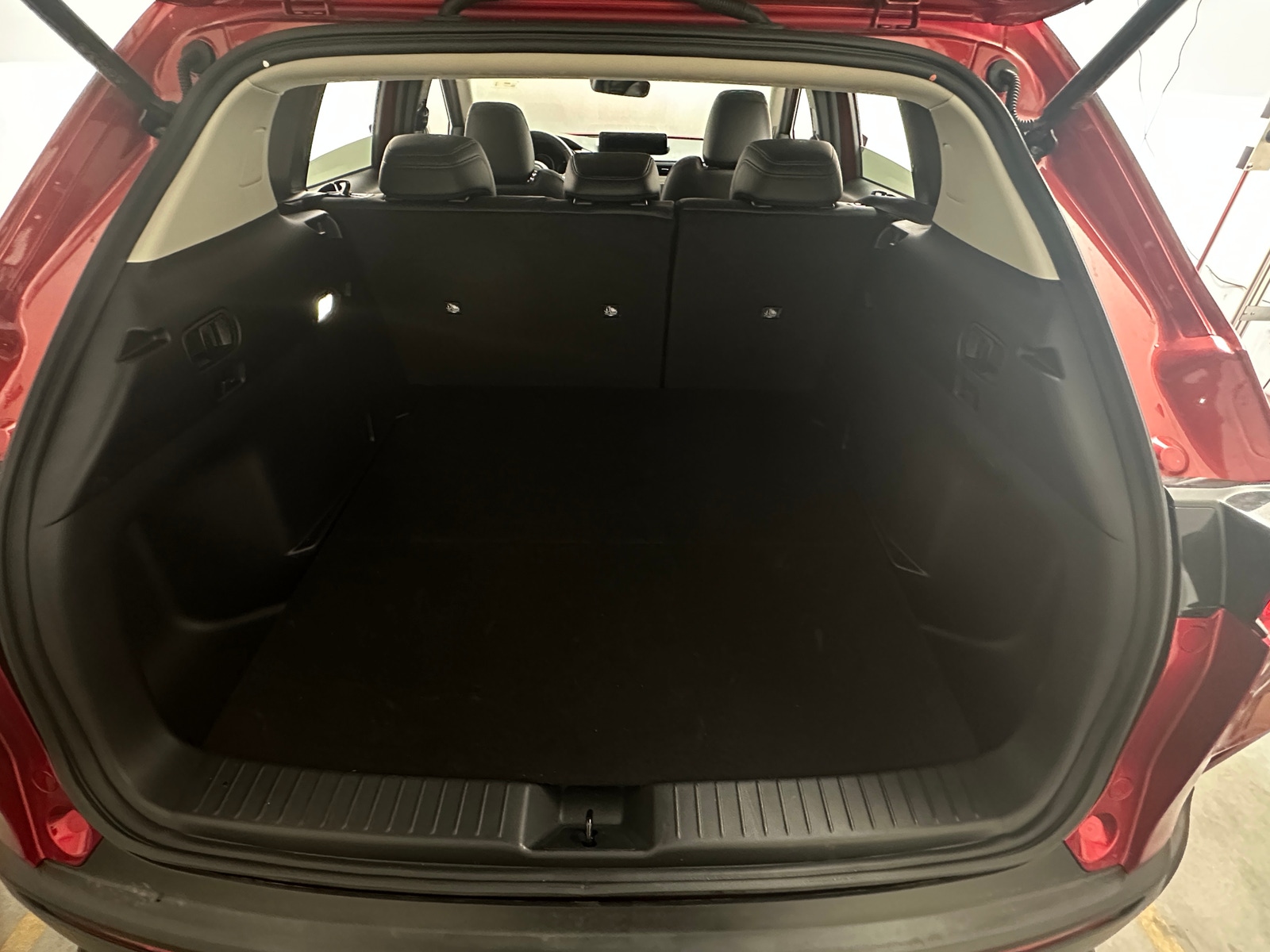 Thumbnail: 2025 Mazda CX-50 - 6