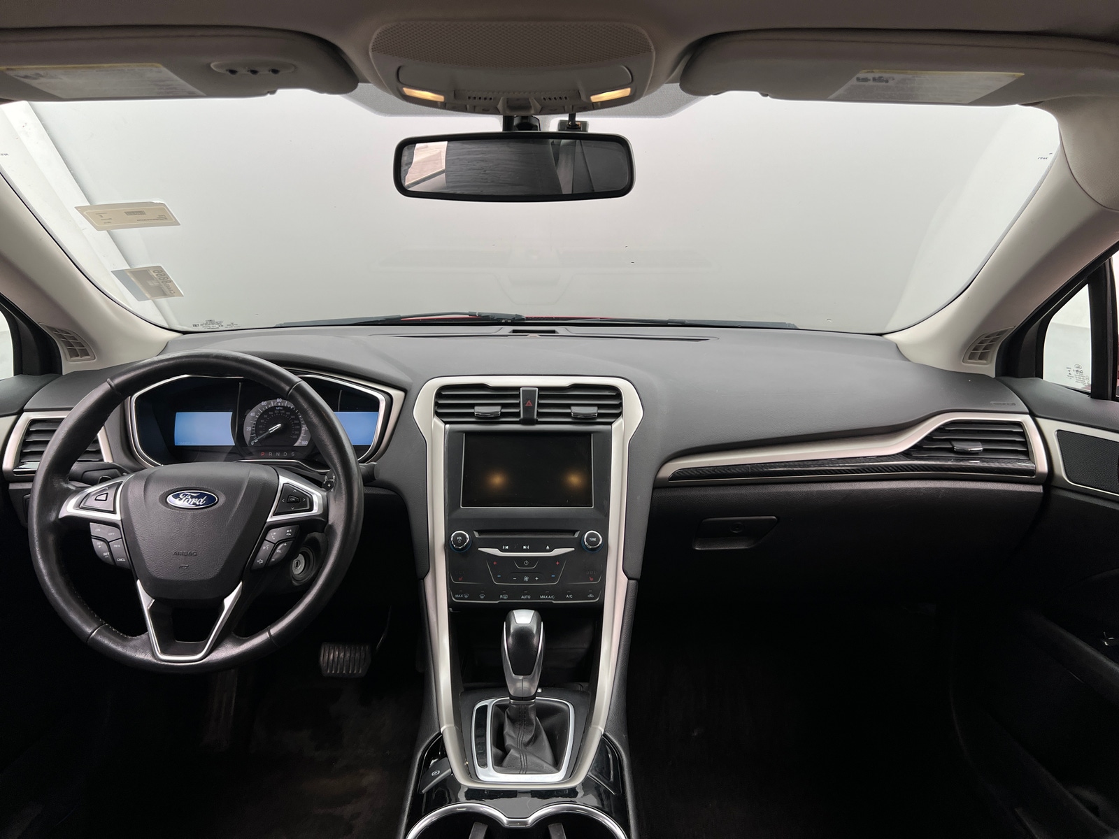 Thumbnail: 2015 Ford Fusion - 3