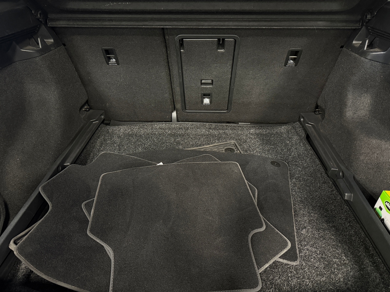 Thumbnail: 2021 Volkswagen ID.4 - 6