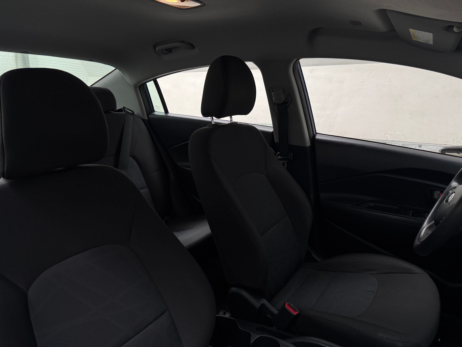 Thumbnail: 2016 Kia Rio - 2