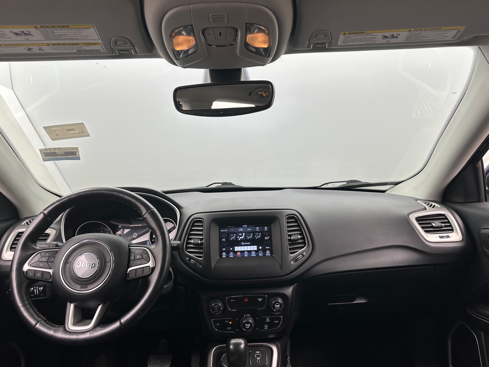 Thumbnail: 2019 Jeep Compass - 3