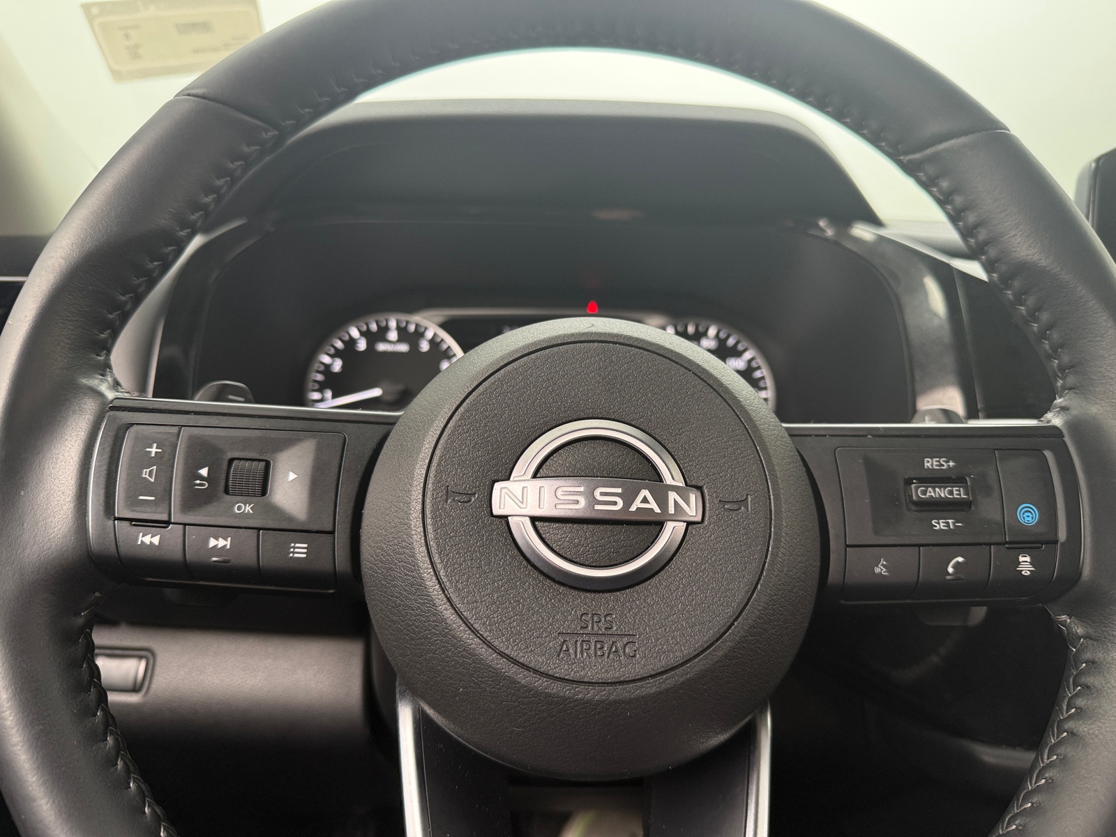 Thumbnail: 2025 Nissan Pathfinder - 5