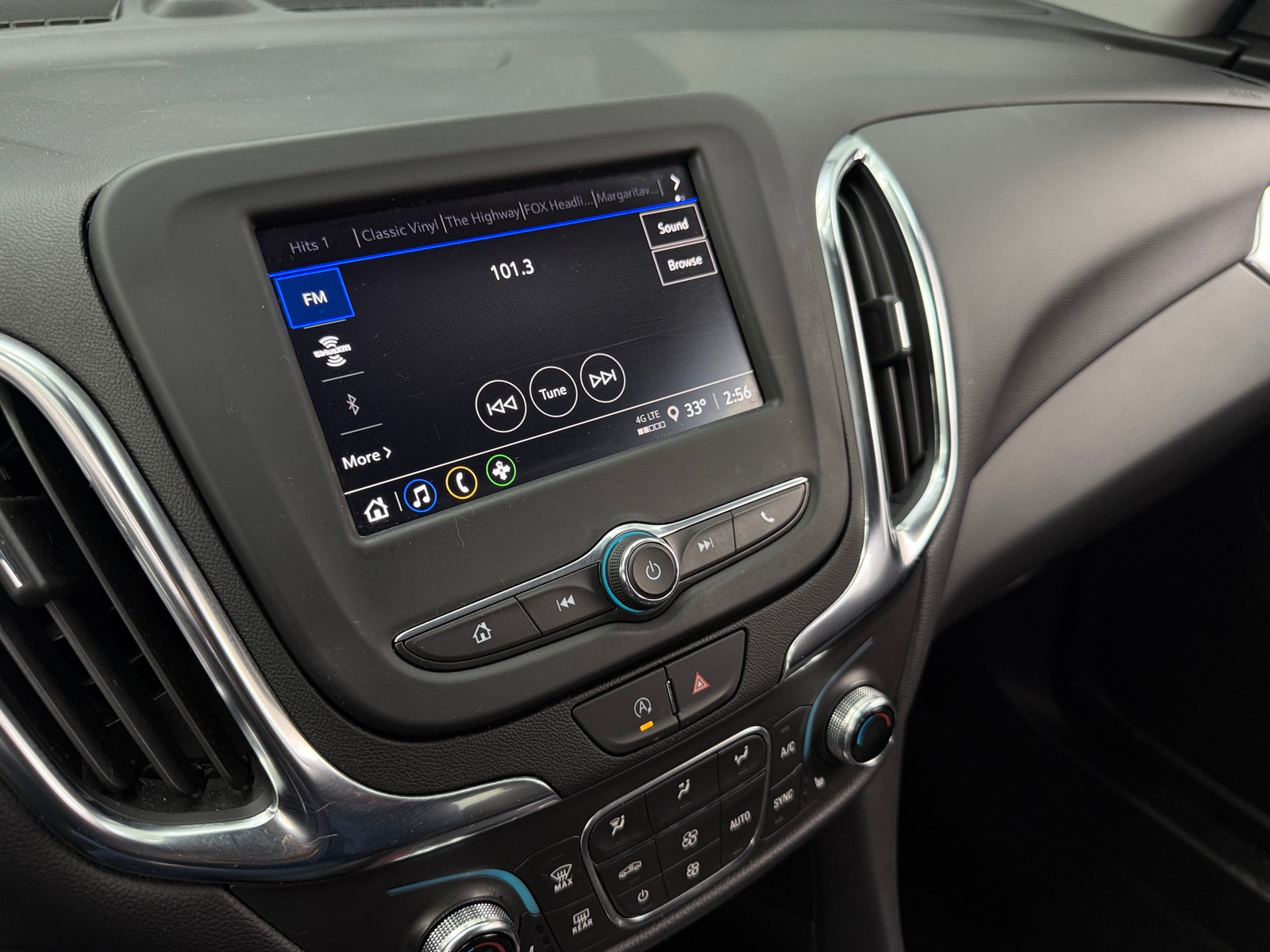 Thumbnail: 2024 Chevrolet Equinox - 4