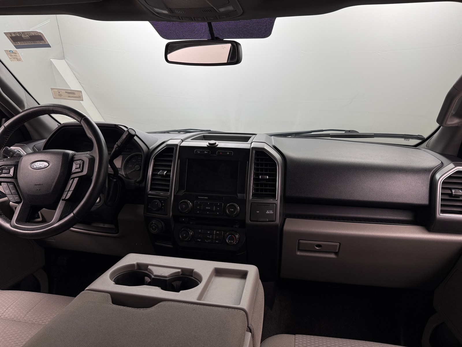 Thumbnail: 2017 Ford Econoline - 3