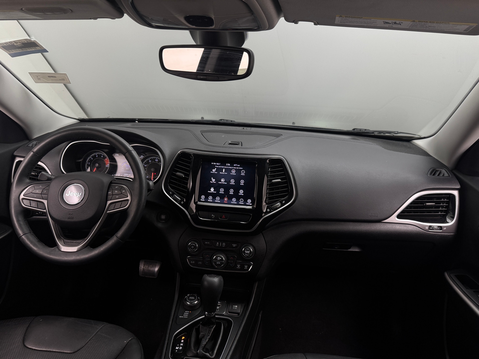 Thumbnail: 2019 Jeep Cherokee - 2