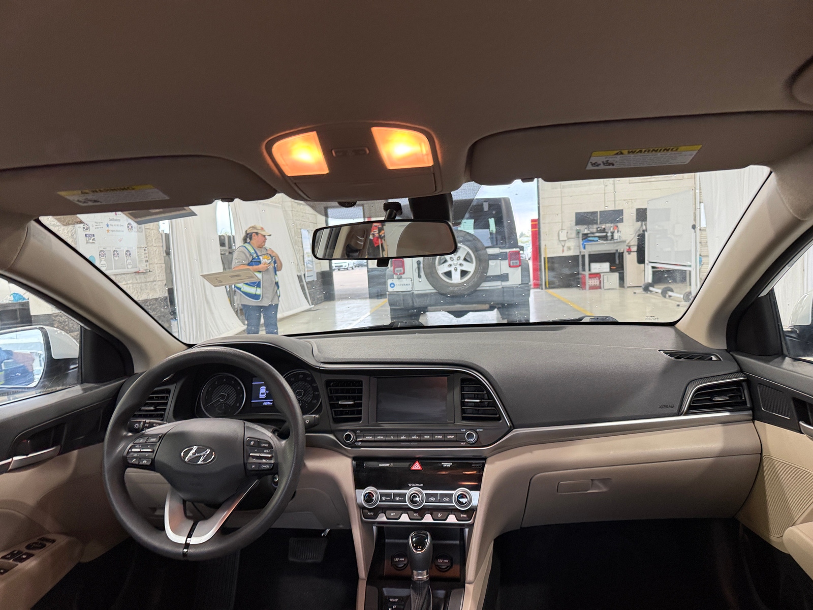 Thumbnail: 2020 Hyundai Elantra - 3