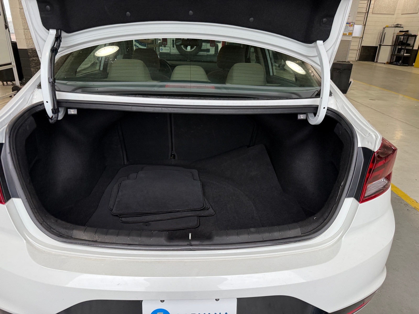 Thumbnail: 2020 Hyundai Elantra - 7