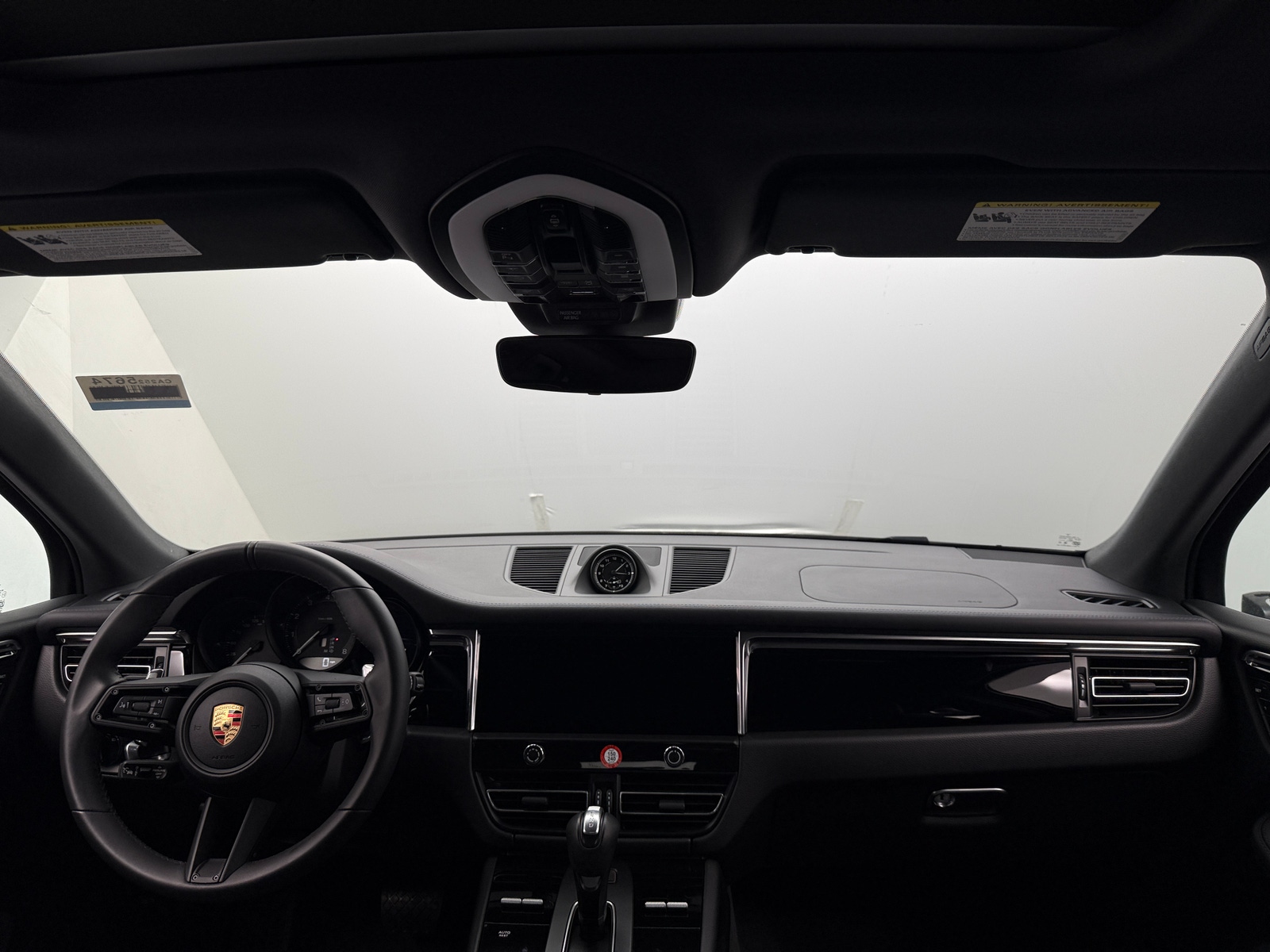 Thumbnail: 2025 Porsche Macan - 2