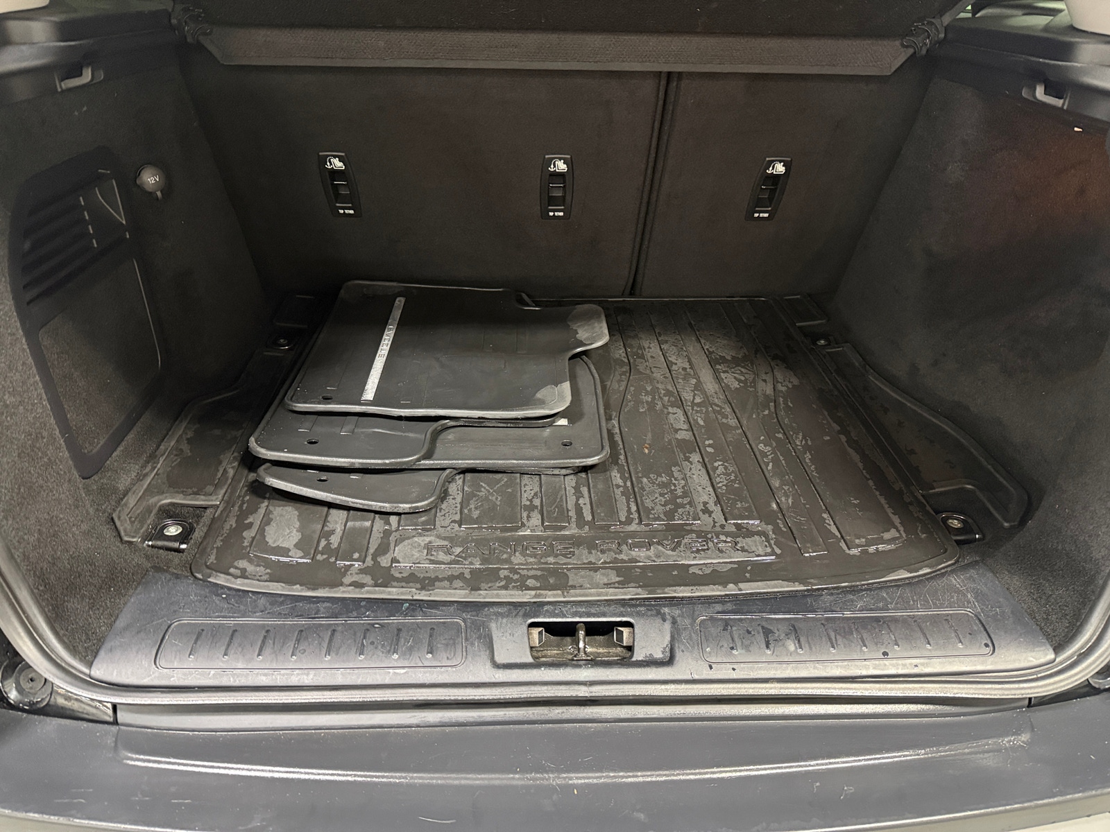 Thumbnail: 2017 Land Rover Range Rover Evoque - 6