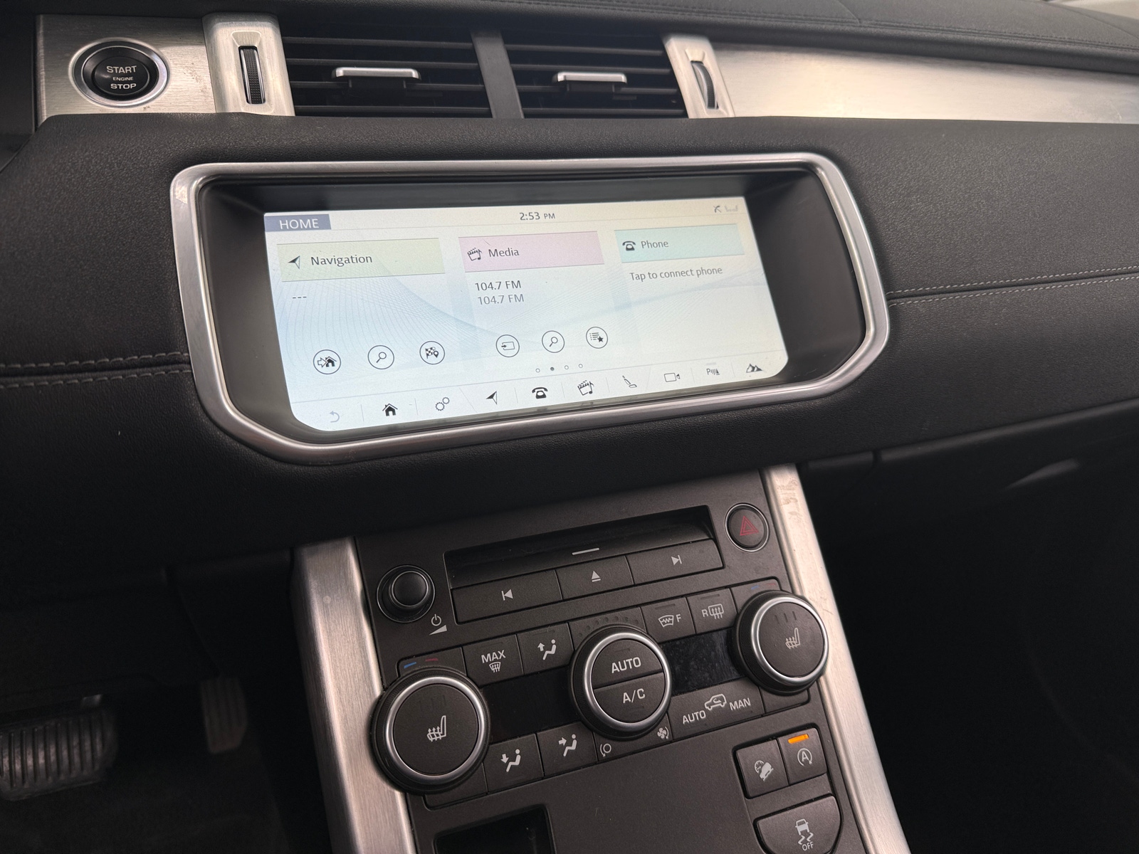 Thumbnail: 2017 Land Rover Range Rover Evoque - 3