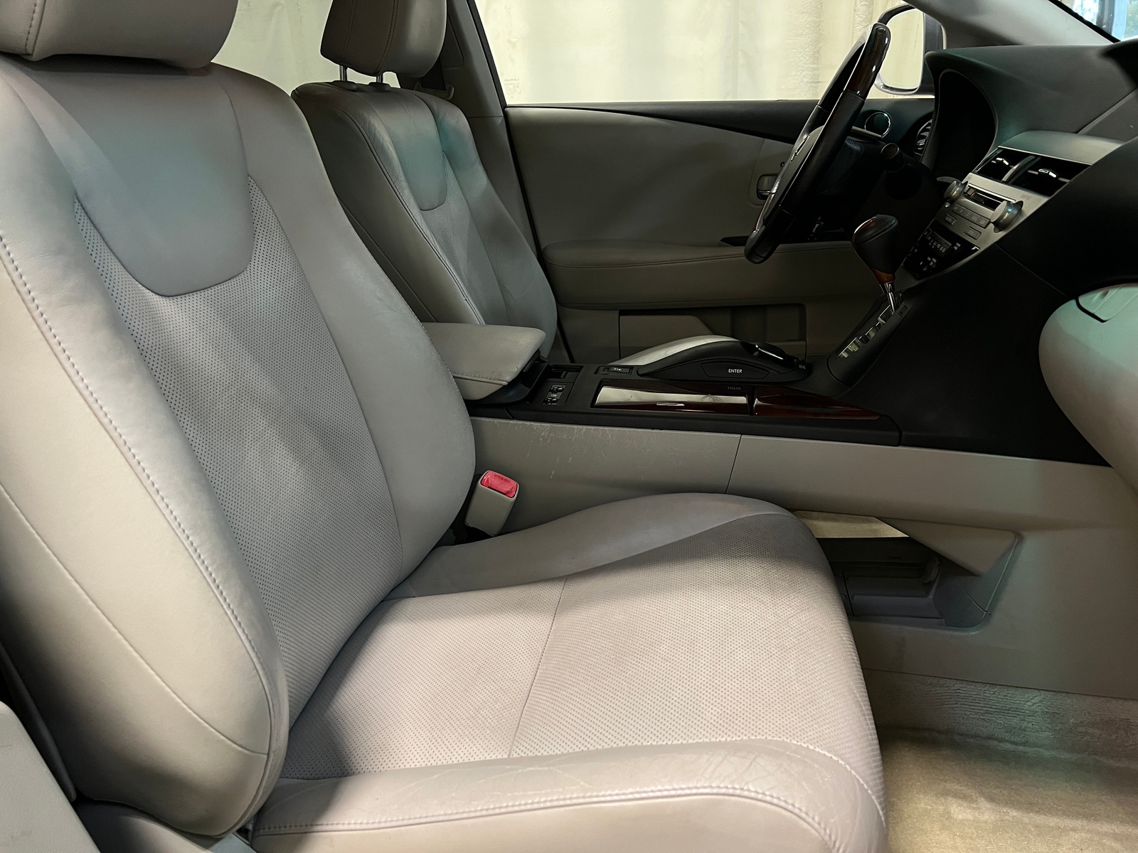 Thumbnail: 2012 Lexus RX - 2